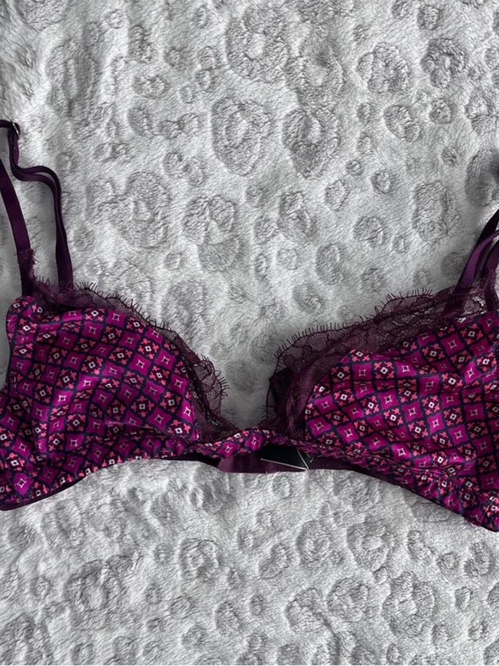 Victoria's Secret Fuchsia & Plum Patterned Lace-Trim Bra